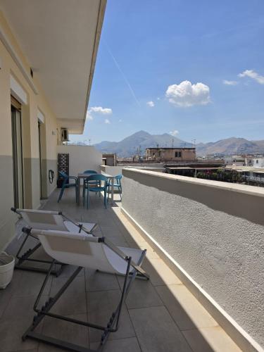 Level 9 Panormus - Self check in