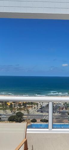נורדאו 11 Nordau פנטהאוז נוף לים Sea View Penthouse – khách sạn tại Ashdod