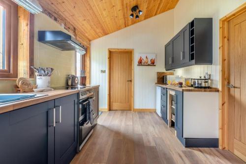 Vybavení, 2 Bed in Ashwater oc-t29739 in Ashwater