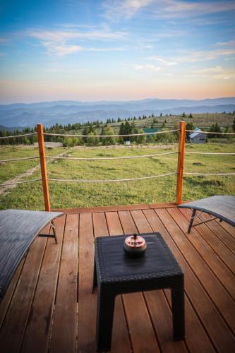 A környék, Ascent Lodge -Jacuzzi si Panoramic View in Horea