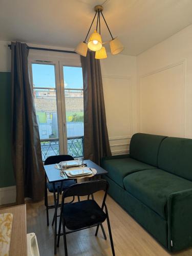 Cosy studio apartment near Montmartre