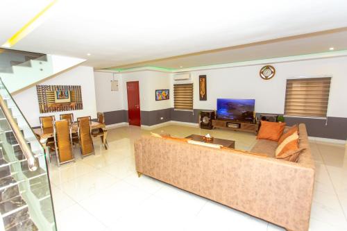 Donksam Residence in Ida Legon
