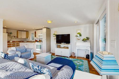 A Chatham Pearl on Oyster River - image 7