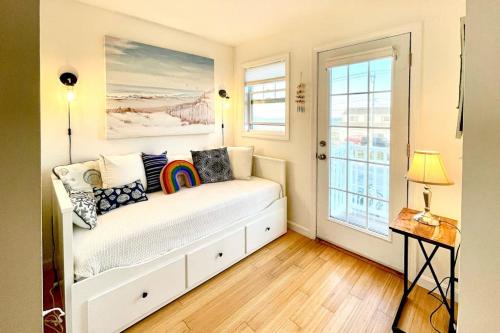 Bayside Beauty - image 14
