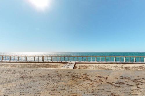 Bayside Beauty - image 31