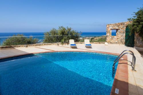 Artemis Villa with Amazing Sunset Views & Private Pool,near Elafonissi