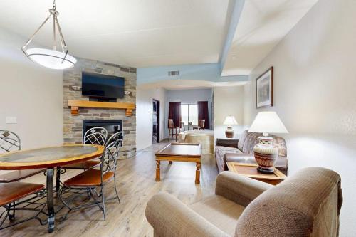Chula Vista Condo 2344 and 2346 in Wisconsin Dells, USA