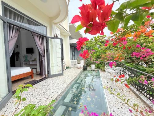 Garden, SUNNY Apartment Hue near HAPPY HOUSE