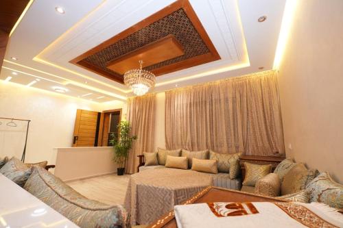 Luxuriöse Wohnung mit Veranda im Zentrum (Luxuriose Wohnung mit Veranda im Zentrum) in 타자