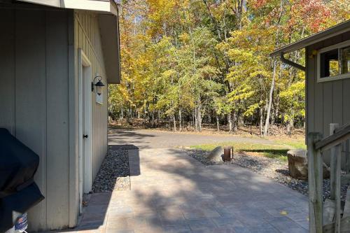 Chanticleer Inn: Hudson House - image 44