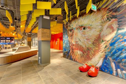MEININGER Hotel Amsterdam City West - image 5
