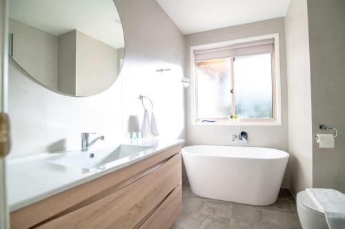 3 bedroom Townhouse at Dundas in Dundas Valley