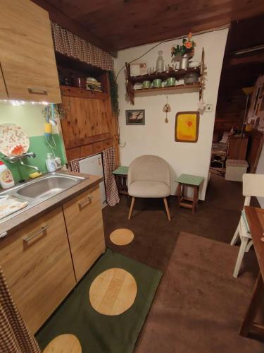Lázeňská chata Hvězdička (Lazenska chata Hvezdicka) in Velké Žernoseky