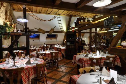 餐廳, Beautiful F3 apartment near Strasbourg EuropaPark Rulantica in 布爾甘