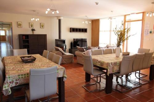 Gîte de groupe Les Dames Vertes gîte à louer Augère