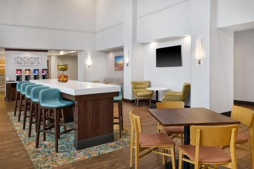 Hampton Inn & Suites Detroit/Troy in Clawson, USA