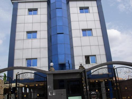 ทัศนียภาพภายนอกโรงแรม, Champion Hotel in โบนาเมรี