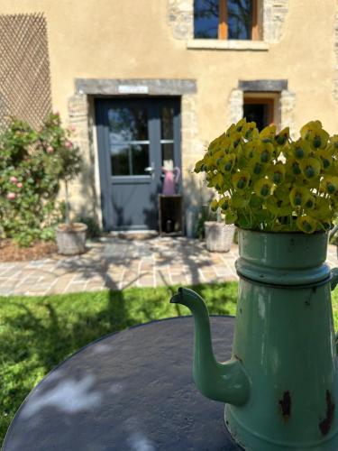 Cottage aux roses in Colomby