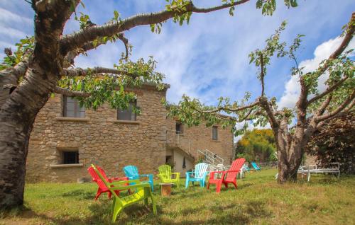 Viesnīcas āriene, Awesome Home In La Motte-Chalancon in La Motte-Chalancon