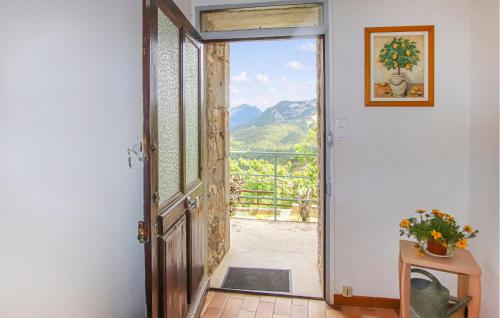 Viesnīcas āriene, Awesome Home In La Motte-Chalancon in La Motte-Chalancon