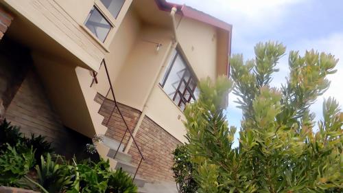 . Zamar Guest House