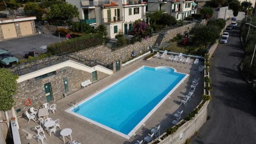 La Casa negli Ulivi in Diano Arentino