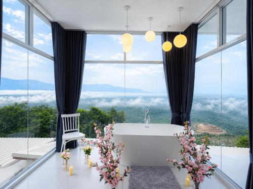 Facilities, A View Khao Soon อ่ะ วิว เขาศูนย์ in Chawang