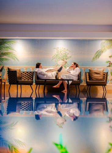 Piscine, "Quality Hosts Arlberg" Hotel Lux Alpinae in Sankt Anton am Arlberg