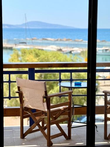 Thalassa Suites a la mer chambre d'hôte Órmos Ayía Galínis