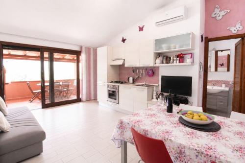 EasyFlatSardinia - Purple House - Pinus Village in Santa Margherita di Pula