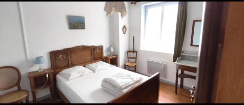 la tute de l'ours in Roquefeuil