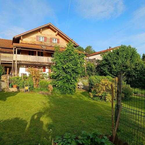Viesnīcas āriene, Ferienwohnung Landblick Lalling in Lalling
