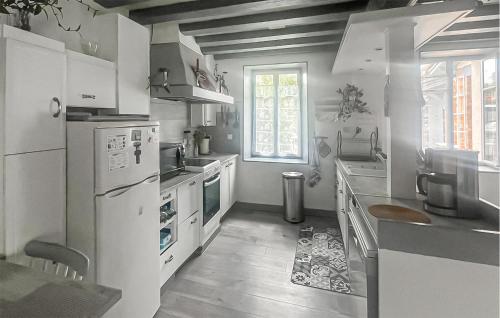 кухня, Charmante Maison Cosy in Кани Еклюз