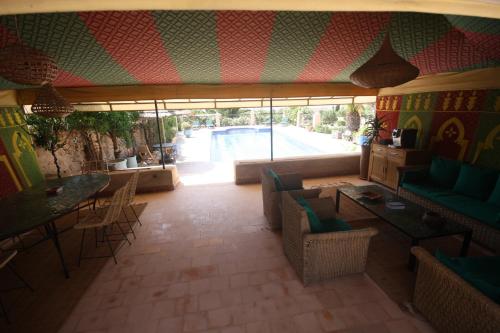 Iekārtas, suite majorelle in Ait Rais Aomara