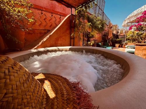 Riad Dar Al Assad - Tap to explore photos