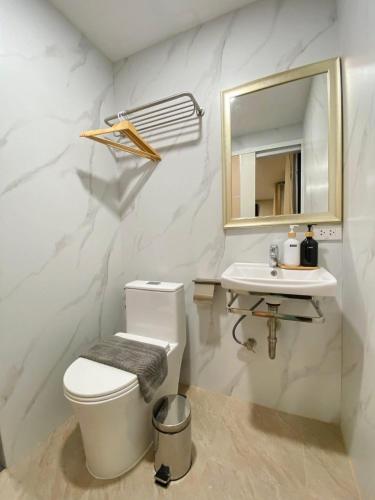 บ้านต้นไม้โฮมสเตย์อุทัยธานี Room Type - Double Room with Private Bathroom
