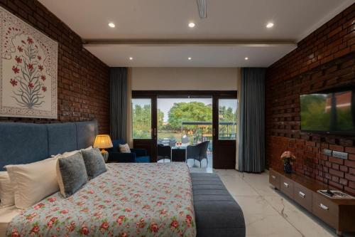 Falak Farms- Villa with Pool,Jacuzzi in Chandigarh in Palanpur