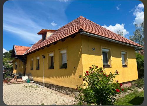 Tampilan eksterior, BLTN House in Balatonalmadi