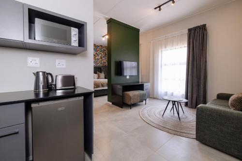 Cuina, MINT Express Melrose View in Greater Melrose