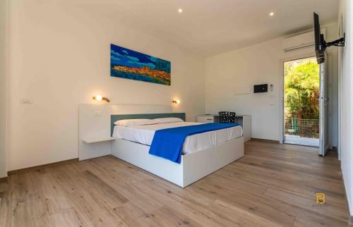 Zenit - Rooms and Pool - image 2