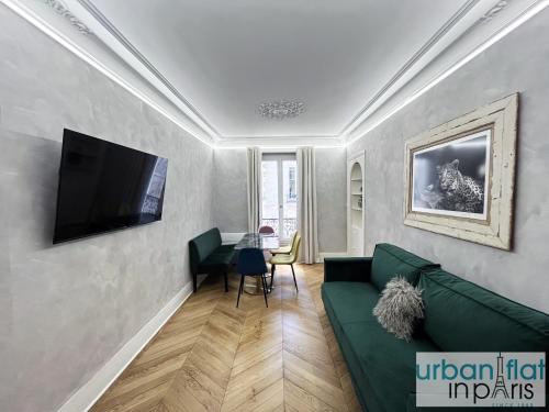 UrbanFlat 180 - Bel Appartement Rue des Rosiers Paris Marais