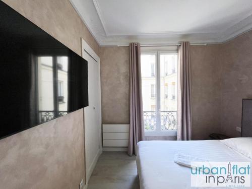 UrbanFlat 180 - Bel Appartement Rue des Rosiers Paris Marais - image 3