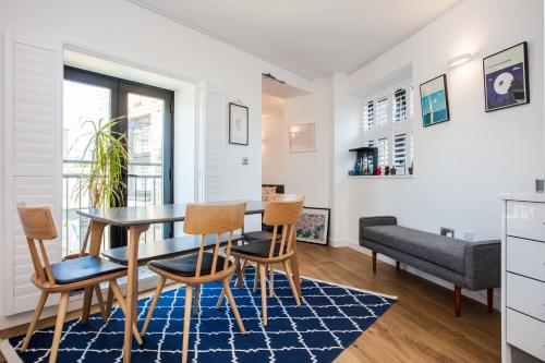 Stunning 1 Bedroom Apartment nearby Borough Market - image 28