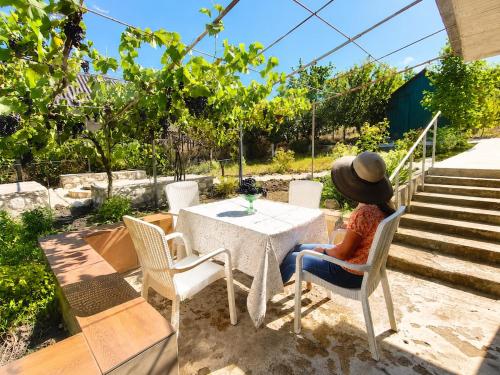 Casa Taur - Garden Hideaway and Sulfur Spring