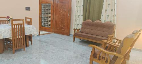 PVR Homestay in Thiruparangundram