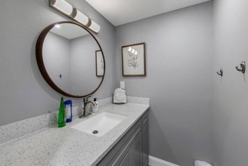 Luxury Destin 1BR - Jetty East Beach Resort Condo in Other