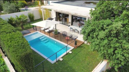 Villa moderne avec piscine - Location, gîte - Villeneuve-lès-Avignon
