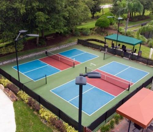 W457 - Charming Townhouse With Private Patio at Reunion, Kissimmee (photo 9)