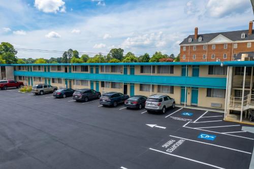 Carolina Inn Anderson Clemson Area - image 13