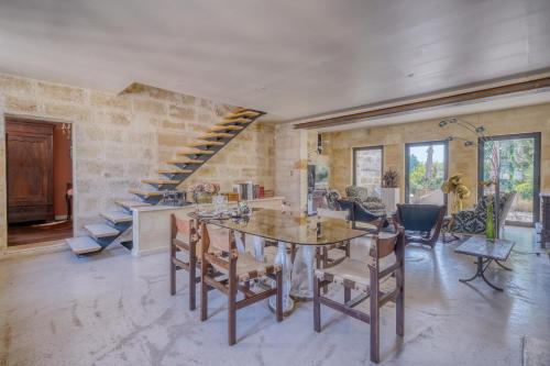Le Castel de Castillon - Maison d'exception a 10 minutes de Saint Emilion in Castillon-la-Bataille
